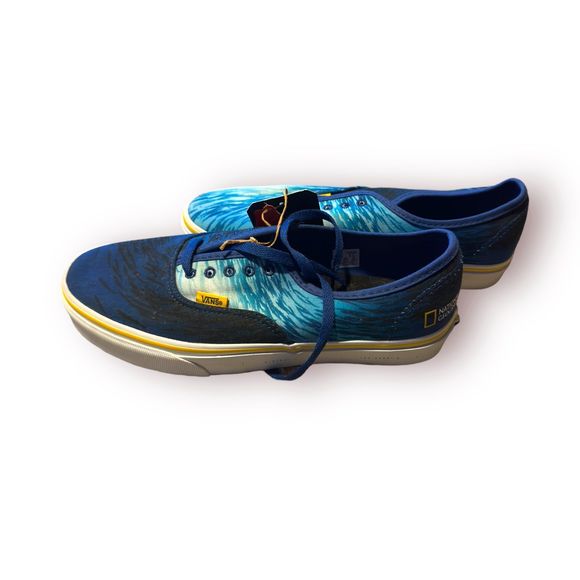 VANS National Geographic Ocean‎ Slip On Sneakers Size 8 main image 4